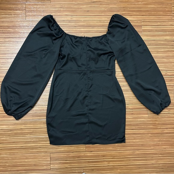 Black Long Sleeve Mini Dress - Picture 5 of 8